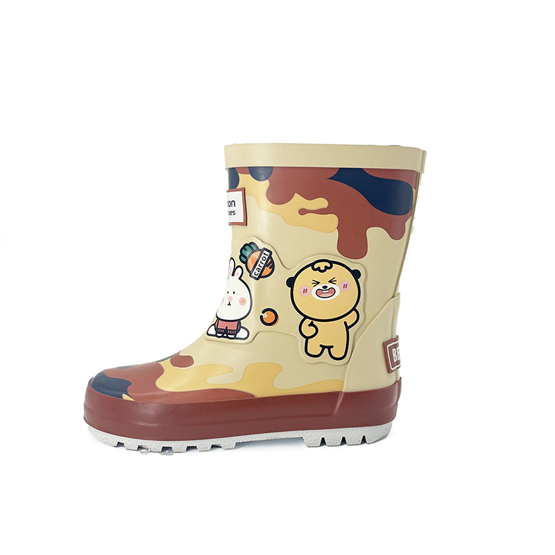 Honey bear and rabbit motif matte rubber waterproof rainboots 